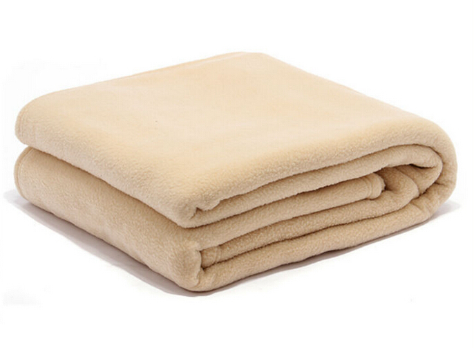 100% polyester 350gsm airline polar fleece blanket in camel